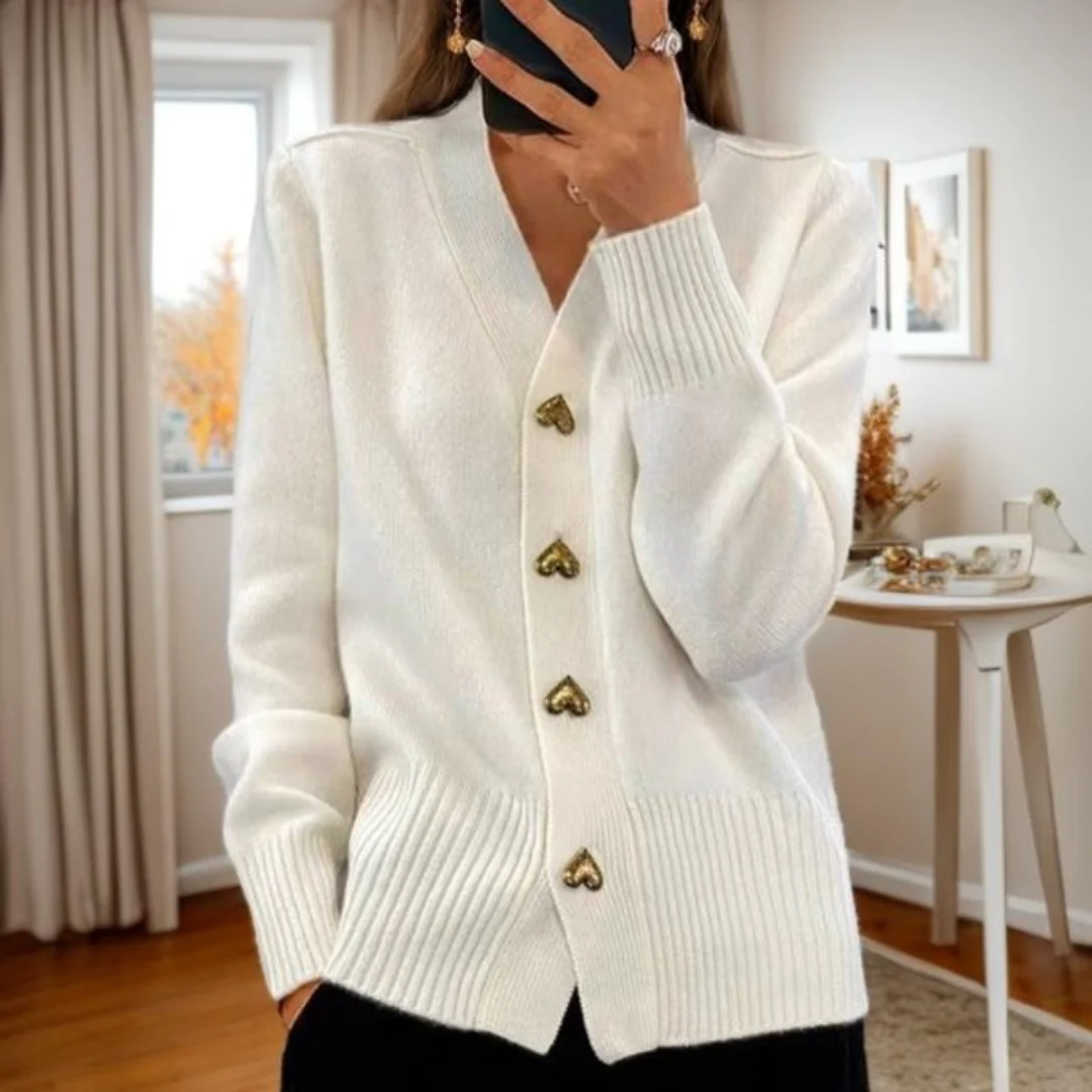 Lis | Blød cardigan med hjerteknapper